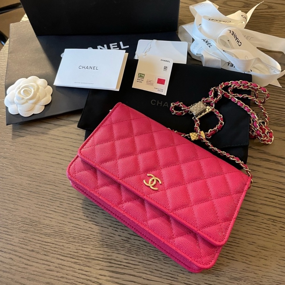 Chanel 21K Pink Caviar WOC Wallet Chain Charm Shoulder Crossbody Bag